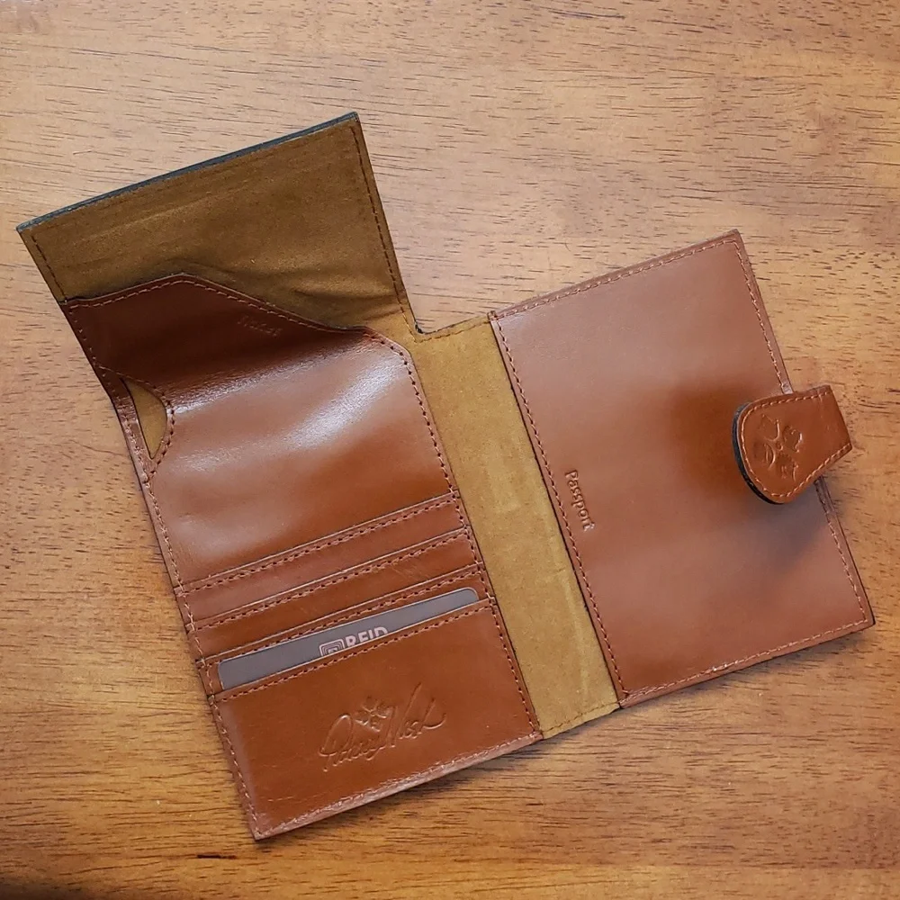 NWOT Patricia Nash 3 piece Leather Set My European Trip